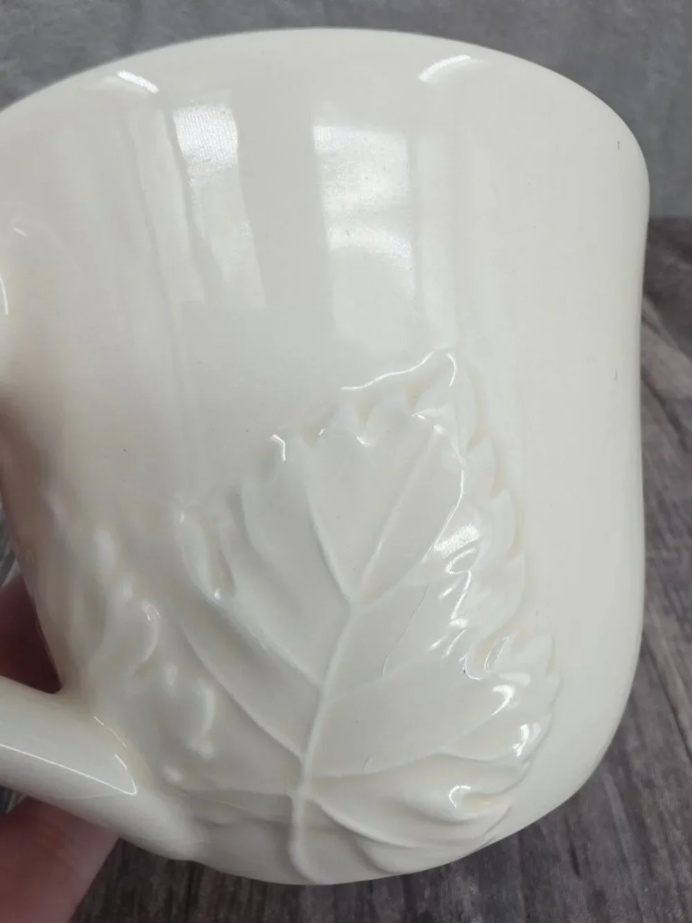 Williams Sonoma Coffee Mug Napa Cream 14oz Replacement Italian Leaves Embossed